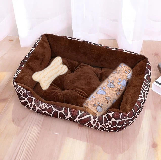Small Dog House Kennel Pet Nest Four Seasons Washable Teddy Bear
