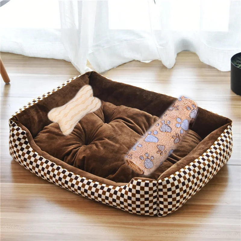 Small Dog House Kennel Pet Nest Four Seasons Washable Teddy Bear