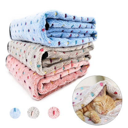 Soft Fluffy Pet Blanket Cute Dot Pattern Cozy Warm Blanket for Cat