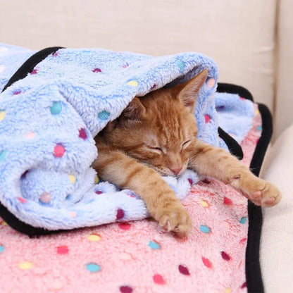 Soft Fluffy Pet Blanket Cute Dot Pattern Cozy Warm Blanket for Cat